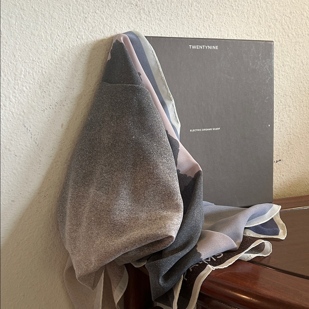TWENTYNINE PALMS Black and Cream Graphic Scarf - Picture 3 of 3